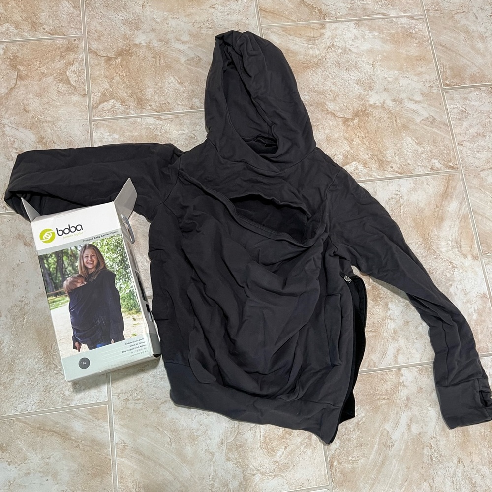 Boba carrier hoodie- size M (womens size 8-10)